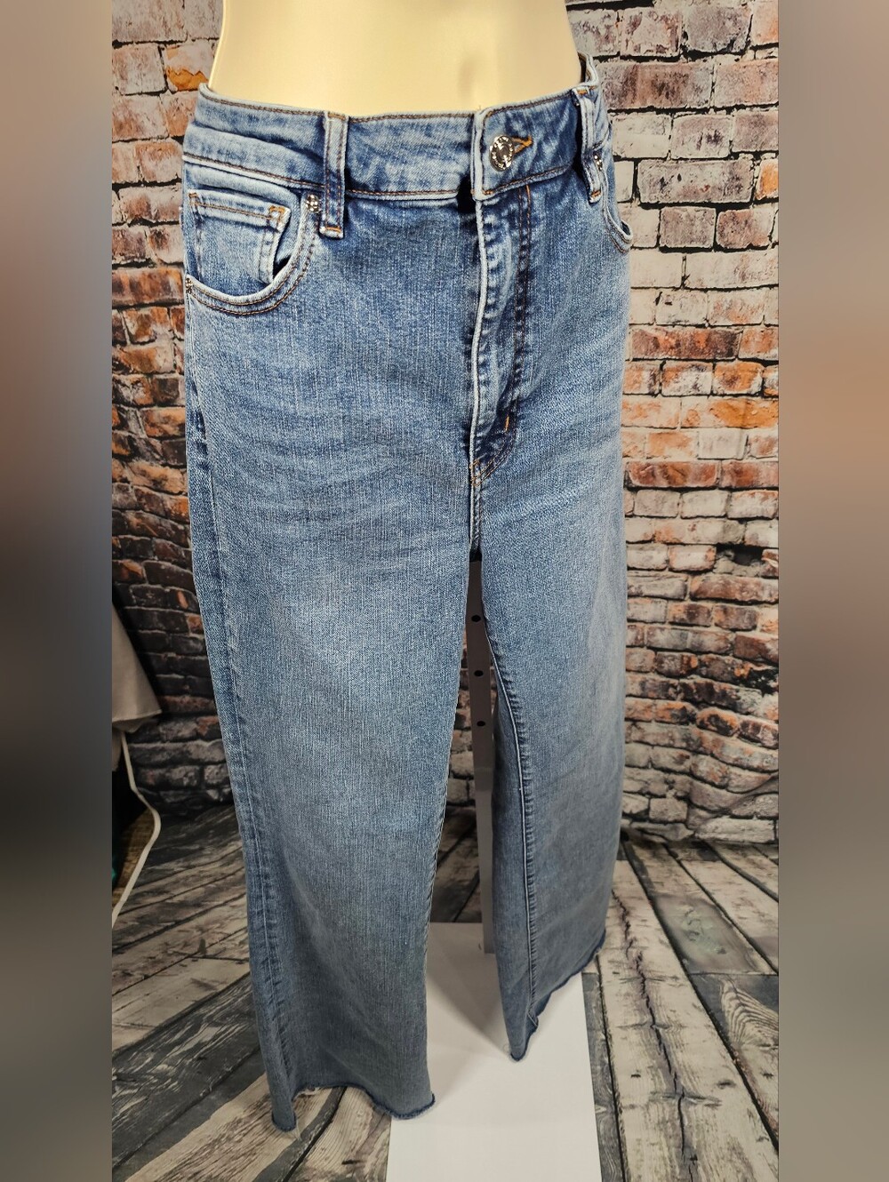 FRAME The Reboot Jeans Size 30 High Rise Bootcut Light Wash Premium Denim